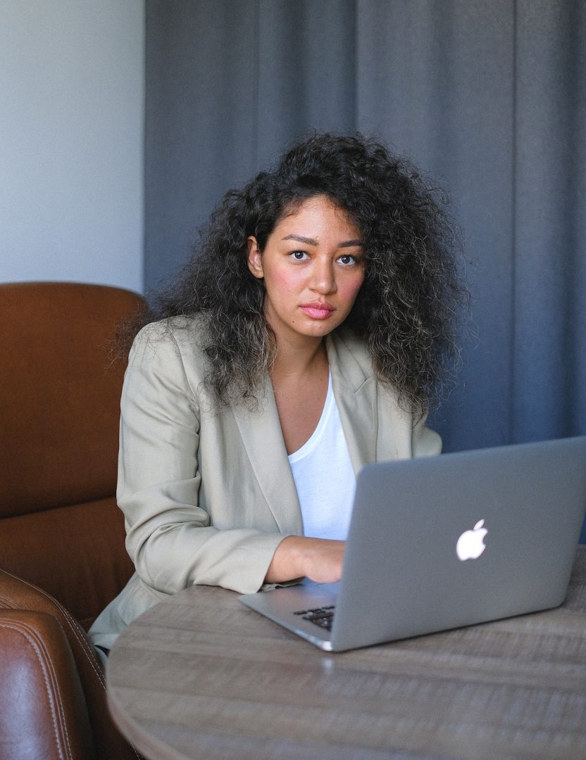 pexels-anna-shvets-5325108